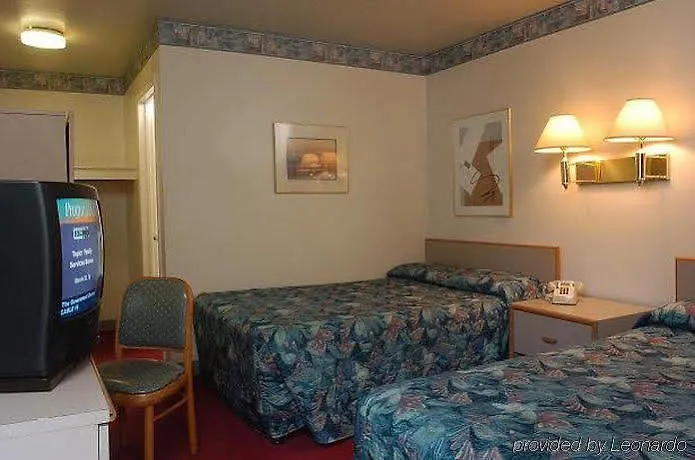 ** Motel Royal Inn And Suites Charlotte Airport United States
